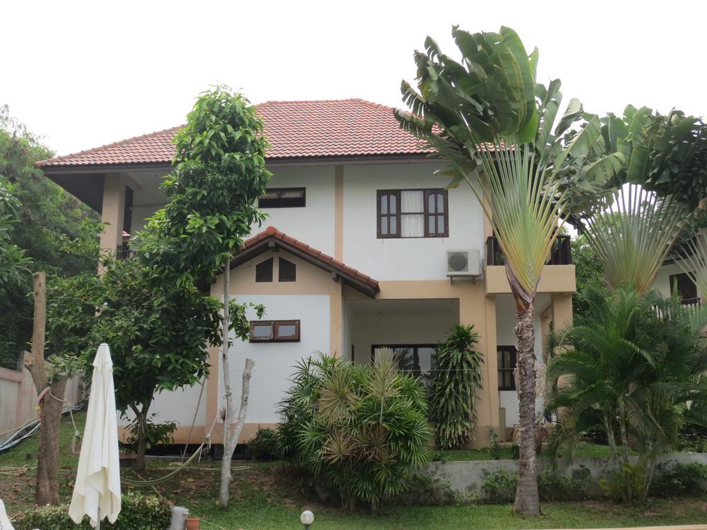 Baan Jasmin Village Choeng Mon Værelse billede